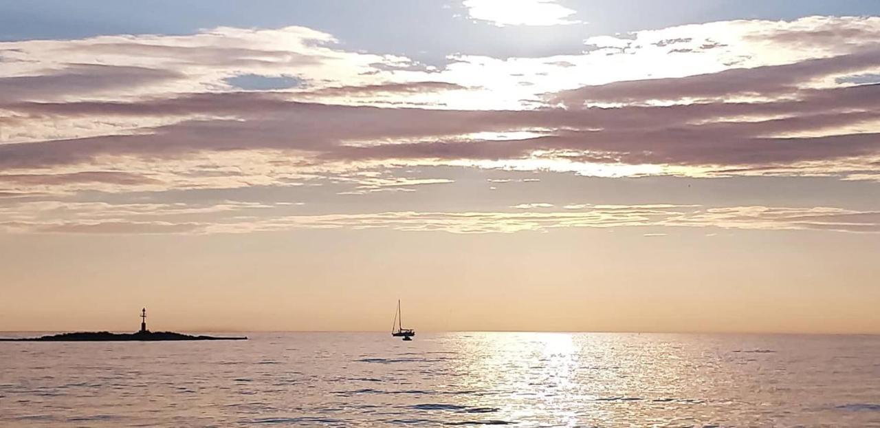 Apartmani Marina Poreč Buitenkant foto