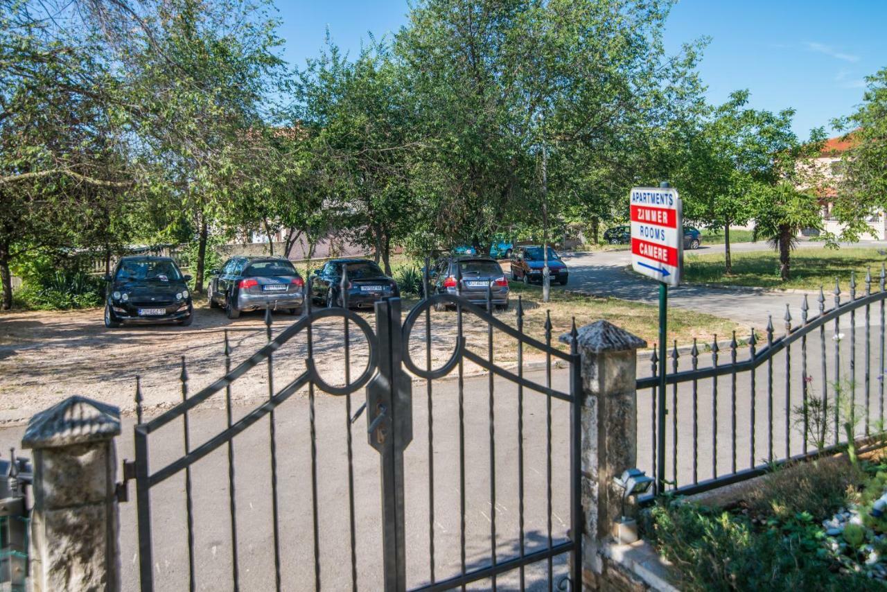 Apartmani Marina Poreč Buitenkant foto