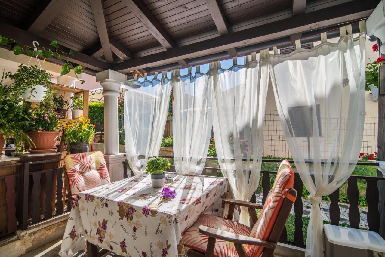 Apartmani Marina Poreč Buitenkant foto